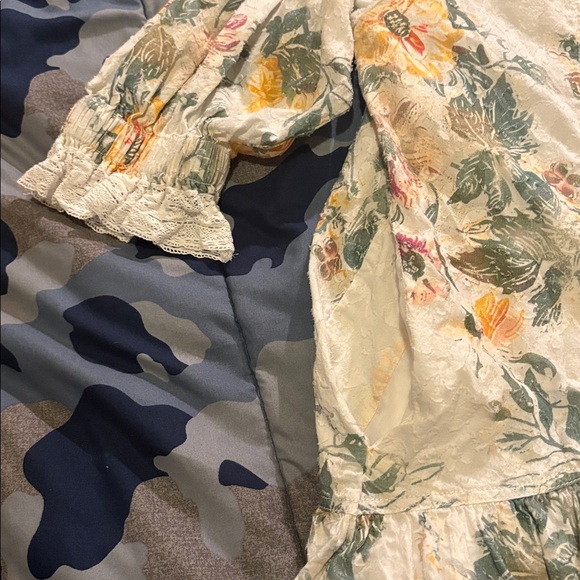 ANTHRO Pilcro 2-Pocket Mock Neck Cream Multi Floral Ruffle Hem Mini-Dress VGUC L - Picture 9 of 16